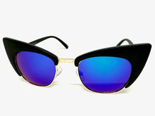 Classic Vintage Retro Cat Eye Style SUNGLASSES Funky Black & Gold Frame 1751