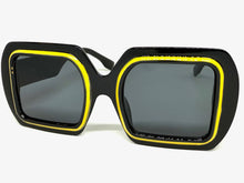 Oversized Exaggerated Vintage Retro Style SUNGLASSES Large Square Black Frame 1351