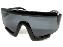 Oversized Exaggerated Modern Rerto Shield Style SUNGLASSES Large Black Frame 63290