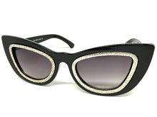 Exaggerated Classic Vintage Retro Cat Eye Style SUNGLASSES Funky Black Frame 1639