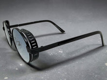 Classic Elegant Vintage Retro Style SUNGLASSES Oval Gold Frame - Light Gradient Lens 27740