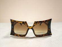 Oversized Exaggerated Vintage Retro Style SUNGLASSES Large Tortoise Frame - Honey Lens 1091