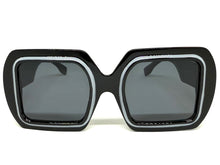 Oversized Exaggerated Vintage Retro Style SUNGLASSES Large Square Black Frame 1351