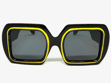 Oversized Exaggerated Vintage Retro Style SUNGLASSES Large Square Black Frame 1351