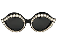 Oversized Exaggerated Classic Retro Cat Eye Style SUNGLASSES Bling Black Frame - Dark Lens 8120