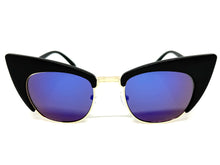 Classic Vintage Retro Cat Eye Style SUNGLASSES Funky Black & Gold Frame 1751
