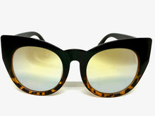Oversized Vintage Retro Cat Eye Style SUNGLASSES Large Black & Tortoise Frame 1775