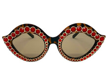 Oversized Exaggerated Classic Retro Cat Eye Style SUNGLASSES Bling Leopard Frame - Beige Lens 8120 (Copy) (Copy)