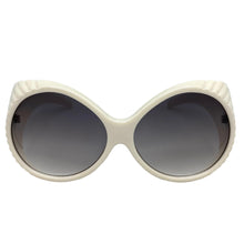 Oversized Exaggerated Vintage Retro Style SUNGLASSES Large Thick Round White Frame 2156