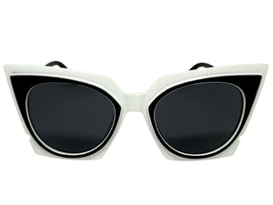 Classic Vintage Retro Cat Eye Style SUNGLASSES Funky White & Black Frame 1720