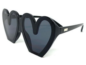 Oversized Exaggerated Retro Style SUNGLASSES Heart Shape Black Frame 68159