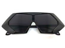 Exaggerated Modern Retro Futuristic Style SUNGLASSES Funky Black Frame 80678