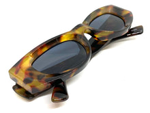 Classy Elegant Exaggerated Retro Cat Eye Style SUNGLASSES Thick Leopard Frame 80533