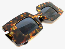 Oversized Exaggerated Retro Style SUNGLASSES Large Square Tortoise Frame 80519