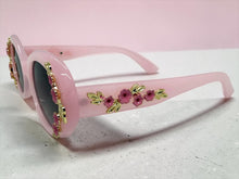Classic Elegant Vintage Retro Style SUNGLASSES Thick Pink Oval Floral Frame 17008