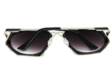 Exaggerated Classic Vintage Retro Style SUNGLASSES Unique Black & Silver Frame 4464