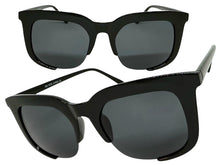 Classic Vintage Retro Style SUNGLASSES Square Black Frame - Dark Lens 1678
