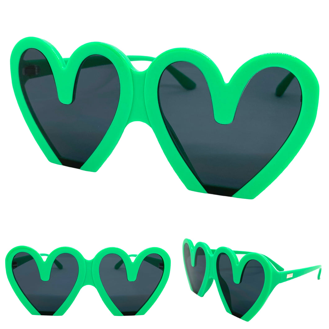 Oversized Exaggerated Retro Style SUNGLASSES Heart Shape Green Frame 68159