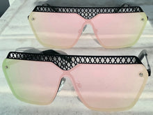 Sleek Modern Retro Shield Style SUNGLASSES Black Frame Pink Lens 10415