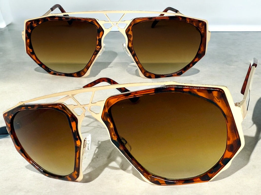 Exaggerated Classic Vintage Retro Style SUNGLASSES Unique Tortoise & Gold Frame 4464