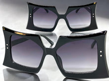 Oversized Vintage Retro Style SUNGLASSES Large Funky Black Frame 80847