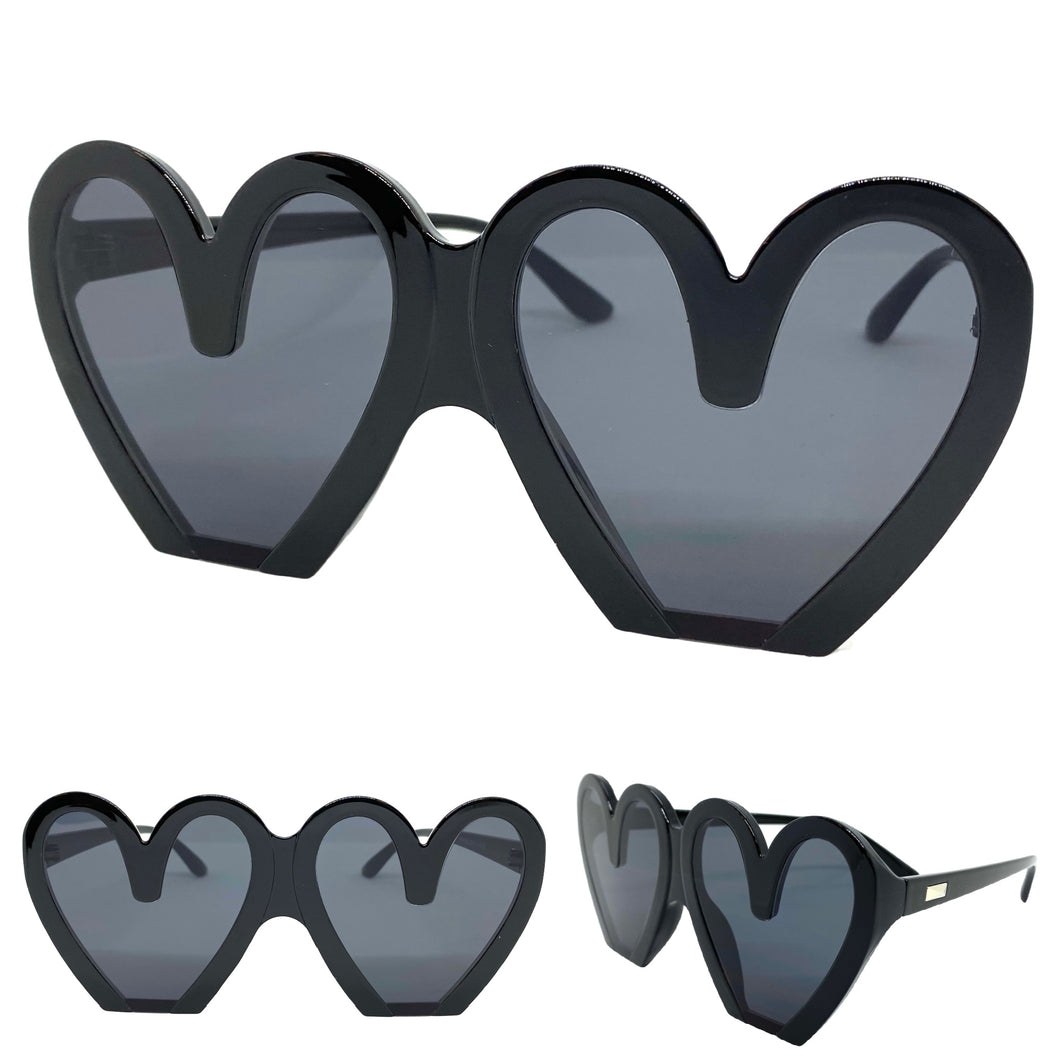 Oversized Exaggerated Retro Style SUNGLASSES Heart Shape Black Frame 68159