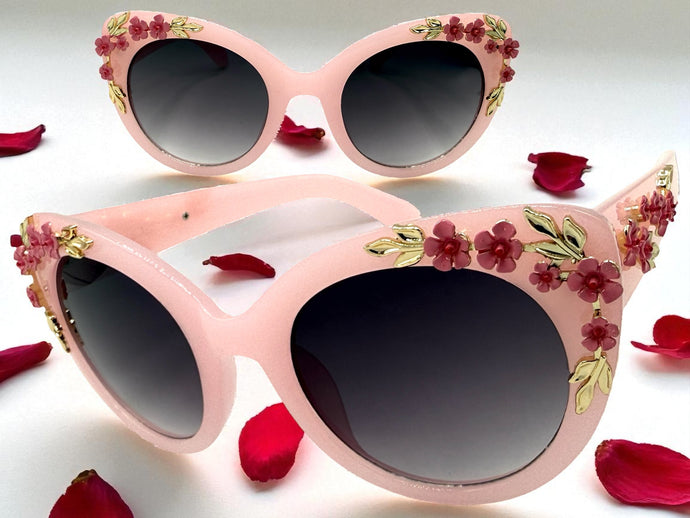 Oversized Vintage Retro Cat Eye Style SUNGLASSES Large Pink Floral Frame 96596