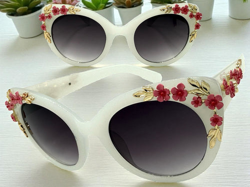 Oversized Vintage Retro Cat Eye Style SUNGLASSES Large Off White Floral Frame 96596