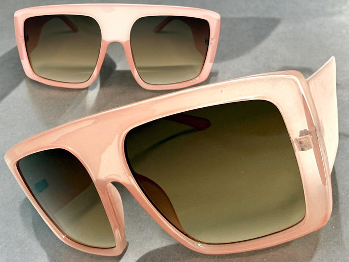 Oversized Exaggerated Classic Vintage Retro Style SUNGLASSES Large Thick Pink Frame 2016
