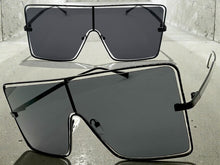Oversized Futuristic Modern Retro Shield Style SUNGLASSES Large Black Frame 96177