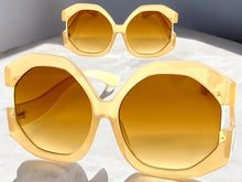 Oversized Vintage Retro Style SUNGLASSES X-Large Huge Tan Frame 80848