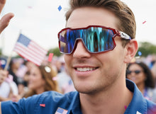 Oversized Sporty Wrap Around Style SUNGLASSES Large Red Patriotic USA Flag Frame 3737