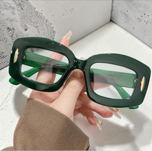 Classy Elegant Modern Retro Style Clear Lens EYEGLASSES Thick Green Optical Frame 24020