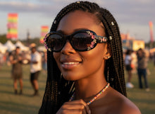 Classic Elegant Vintage Retro Style SUNGLASSES Thick Black Oval Floral Frame 17008