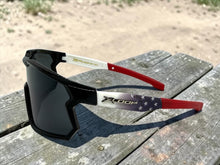 Oversized Sporty Wrap Around Style SUNGLASSES Large Black Patriotic USA Flag Frame 3737