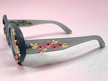 Classic Elegant Vintage Retro Style SUNGLASSES Thick Matte Gray Oval Floral Frame 17008