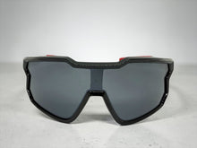 Oversized Sporty Wrap Around Style SUNGLASSES Large Black Patriotic USA Flag Frame 3737