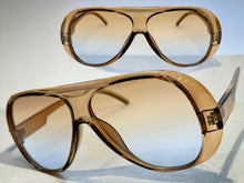 Exaggerated Classic Vintage Retro Style SUNGLASSES Brown Frame - Ombre Lens 2465