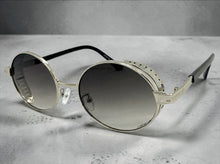 Classic Elegant Vintage Retro Style SUNGLASSES Oval Silver Frame - Gradient Lens 27740