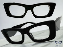 Exaggerated Classic Vintage RETRO Cat Eye Style READING GLASSES READERS Black Frame - Lens Strength +1.50