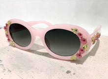 Classic Elegant Vintage Retro Style SUNGLASSES Thick Pink Oval Floral Frame 17008