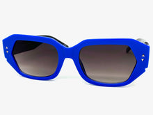 Classic Vintage Retro Style SUNGLASSES Blue & Black Frame 80538