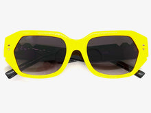 Classic Vintage Retro Style SUNGLASSES Yellow & Black Frame 80538