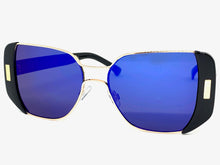 Classic Vintage Retro Style SUNGLASSES Square Black & Gold Frame 4438