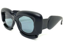 Oversized Exaggerated Classic Vintage Retro Bubble Style SUNGLASSES Large Thick Black Frame 2138