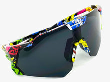 Oversized Retro Sporty Wrap Around Style SUNGLASSES Large Graffiti Frame 80384