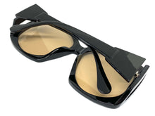 Oversized Vintage Retro Style SUNGLASSES Large Black Frame 80456