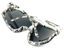 Oversized Retro Sporty Wrap Around Style SUNGLASSES Large Graffiti Frame 5304