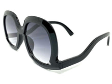 Oversized Vintage Retro Style SUNGLASSES Large Black Frame 9189