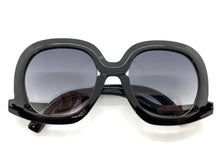 Oversized Vintage Retro Style SUNGLASSES Large Black Frame 9189